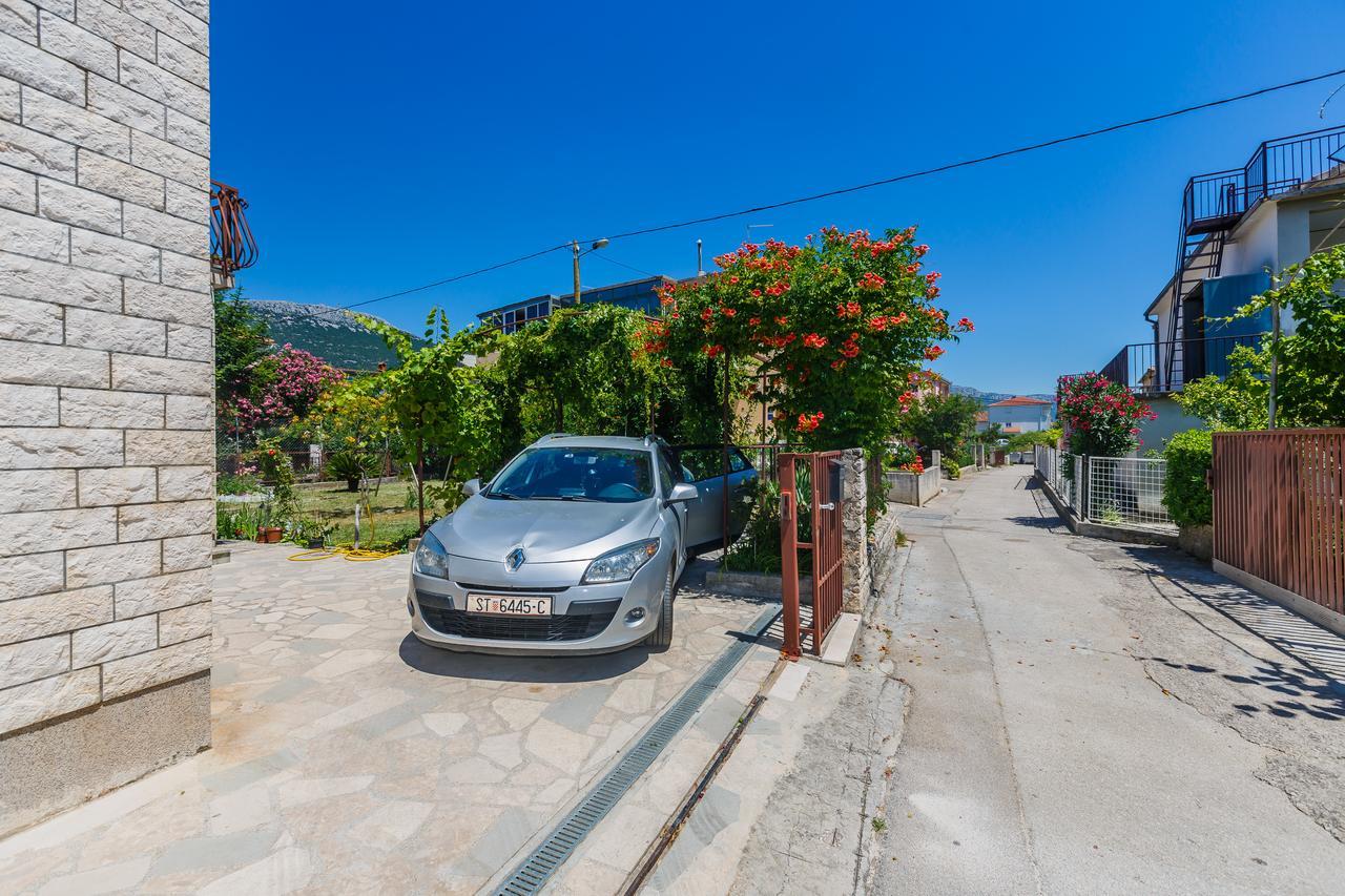 Apartman Mila Kastela Exterior photo