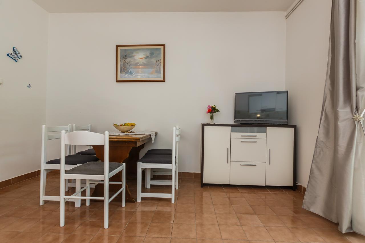 Apartman Mila Kastela Exterior photo